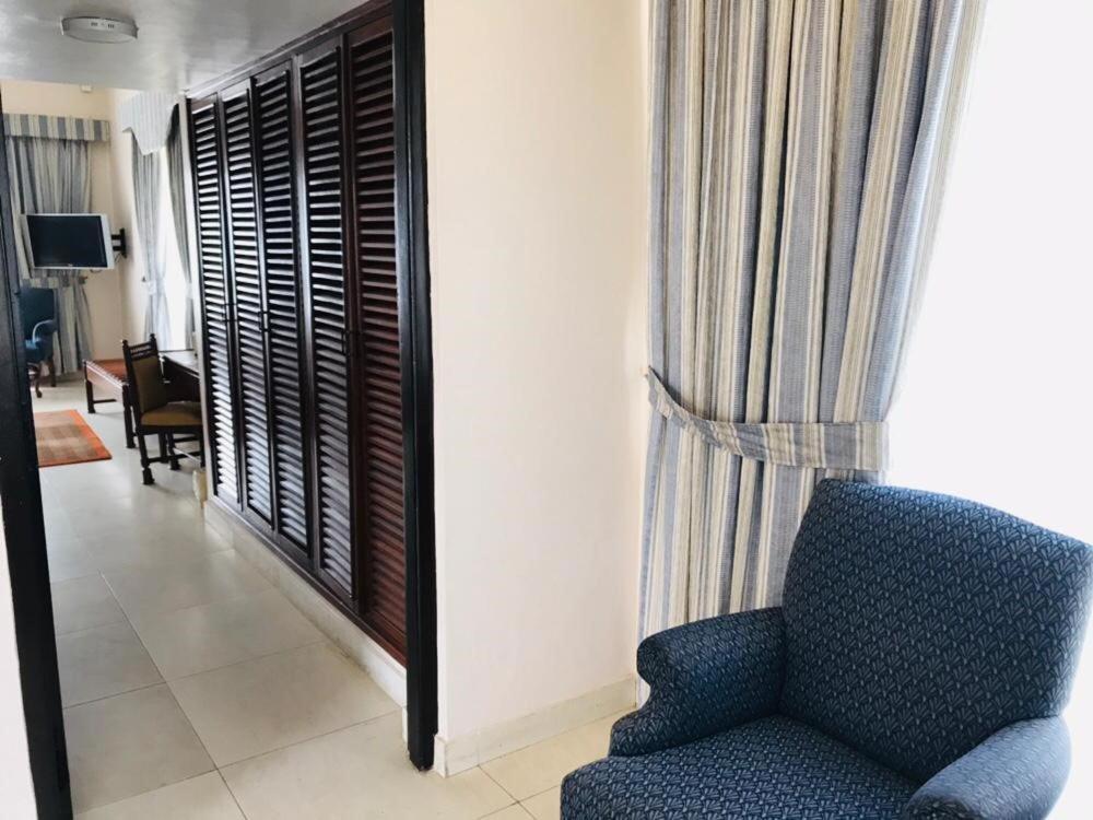 Beach Luxury Hotel Karachi Exterior foto