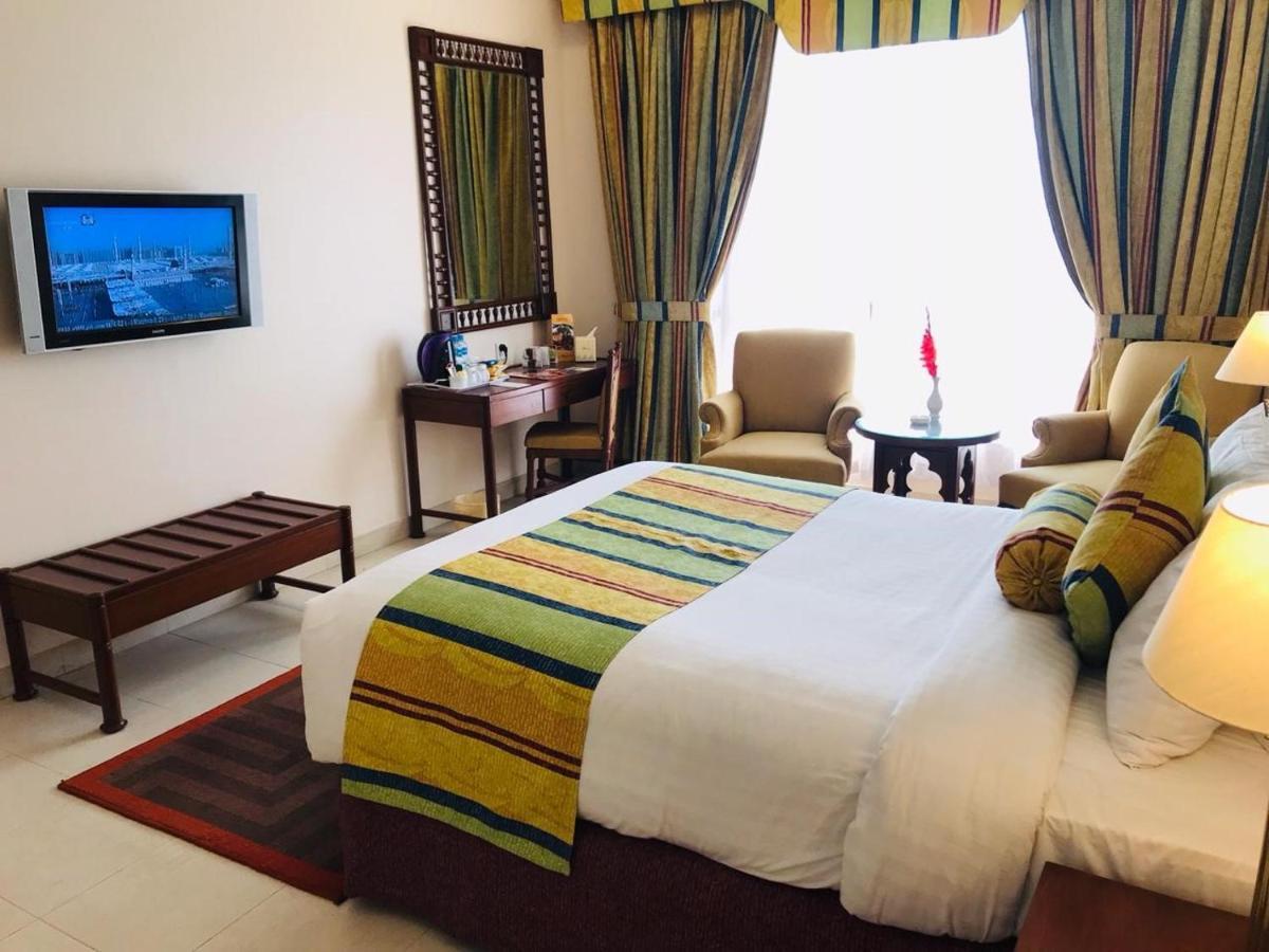 Beach Luxury Hotel Karachi Exterior foto