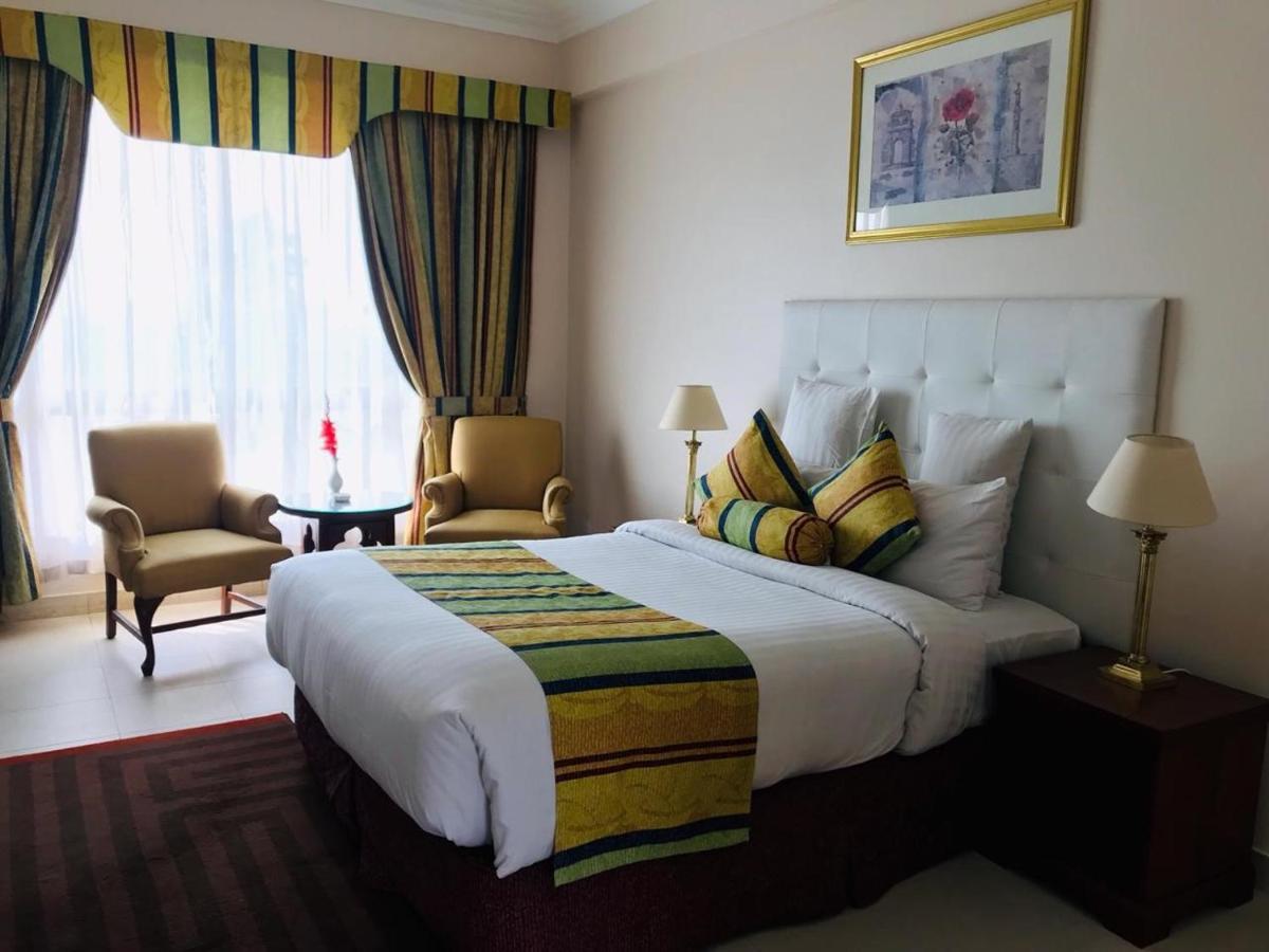 Beach Luxury Hotel Karachi Exterior foto