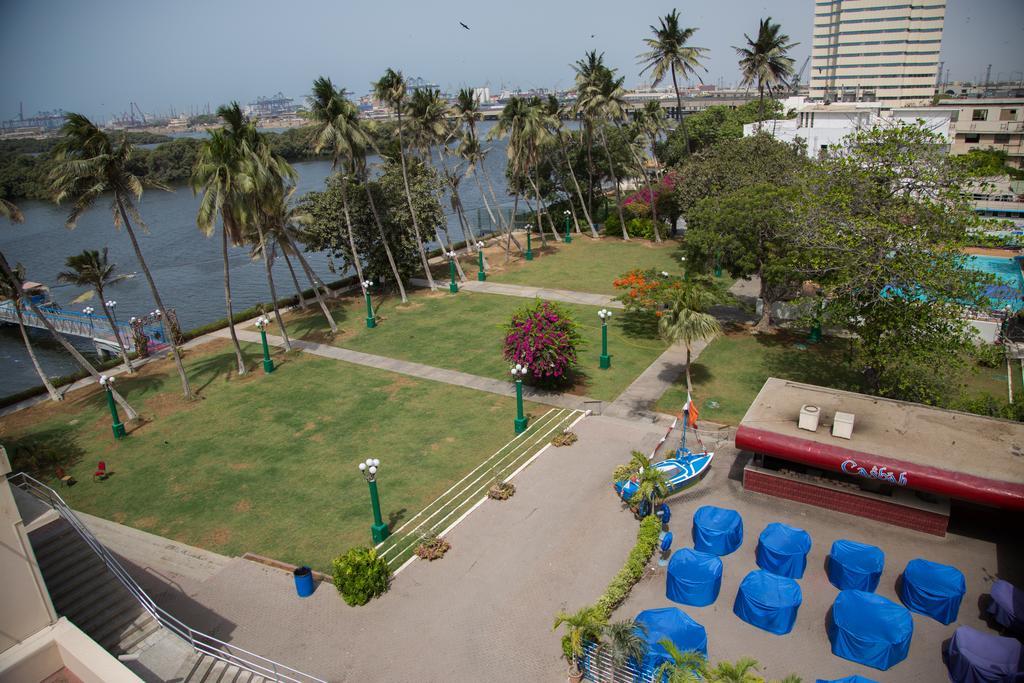 Beach Luxury Hotel Karachi Exterior foto