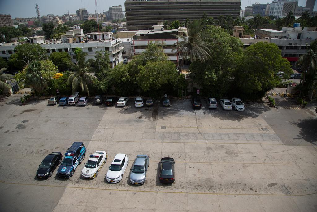 Beach Luxury Hotel Karachi Exterior foto