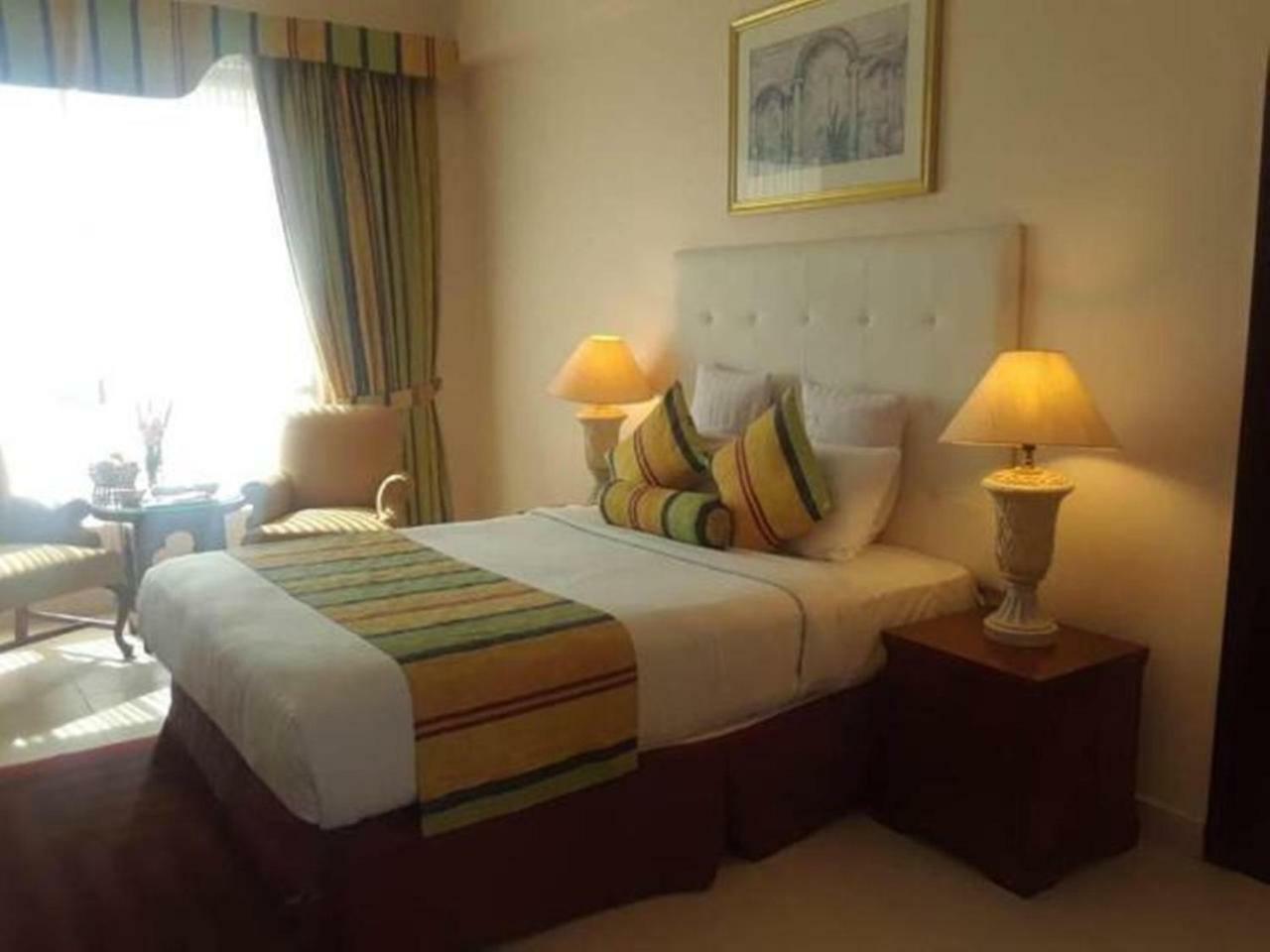 Beach Luxury Hotel Karachi Exterior foto